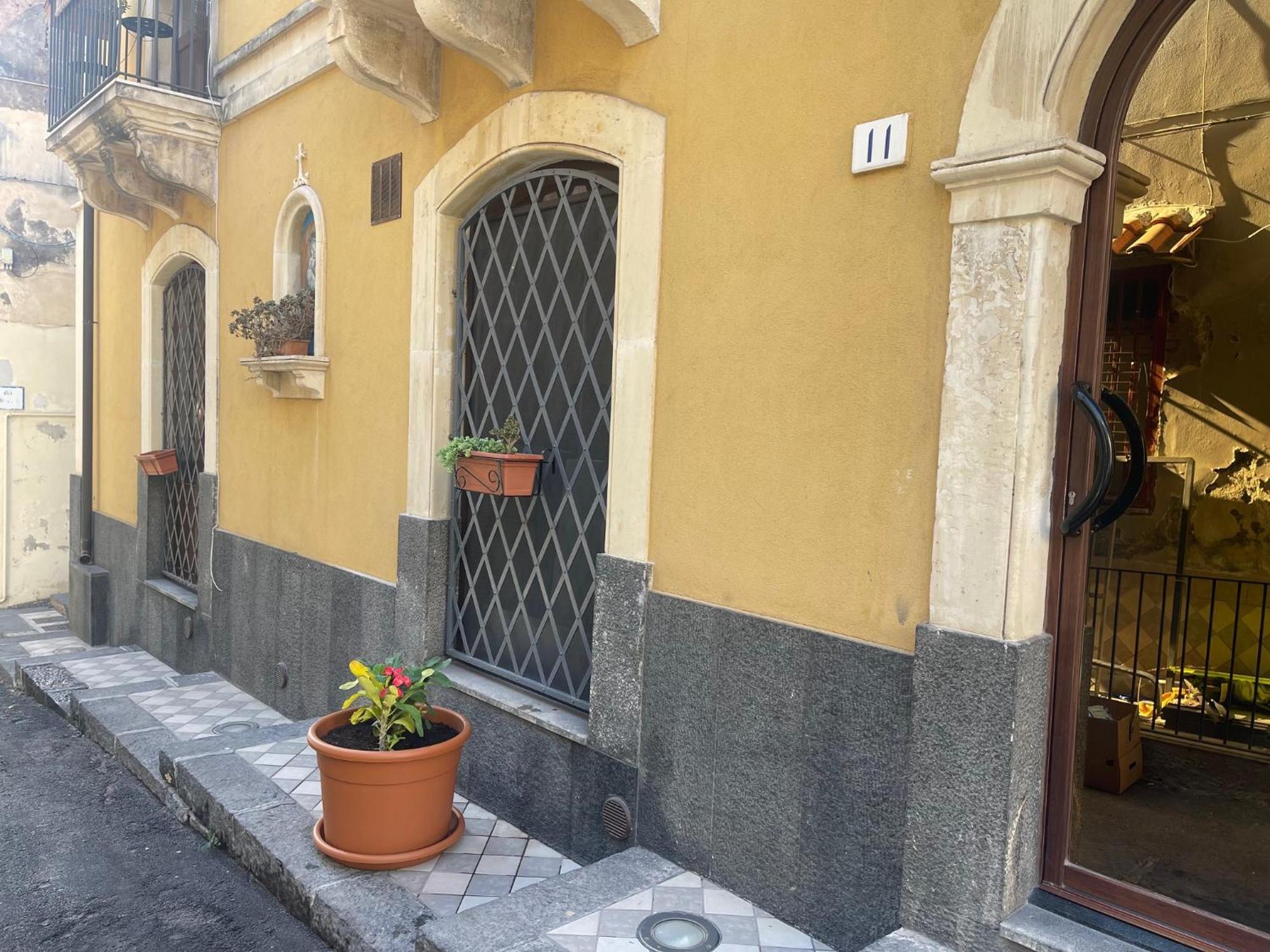 Dimora Delle Sciare - Centro Storico Apartment Catania Exterior foto